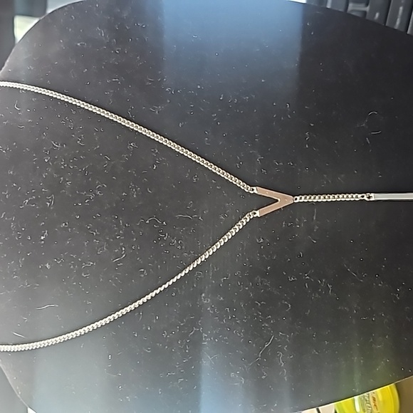 Vince Canuto silver V necklace - Picture 2 of 3